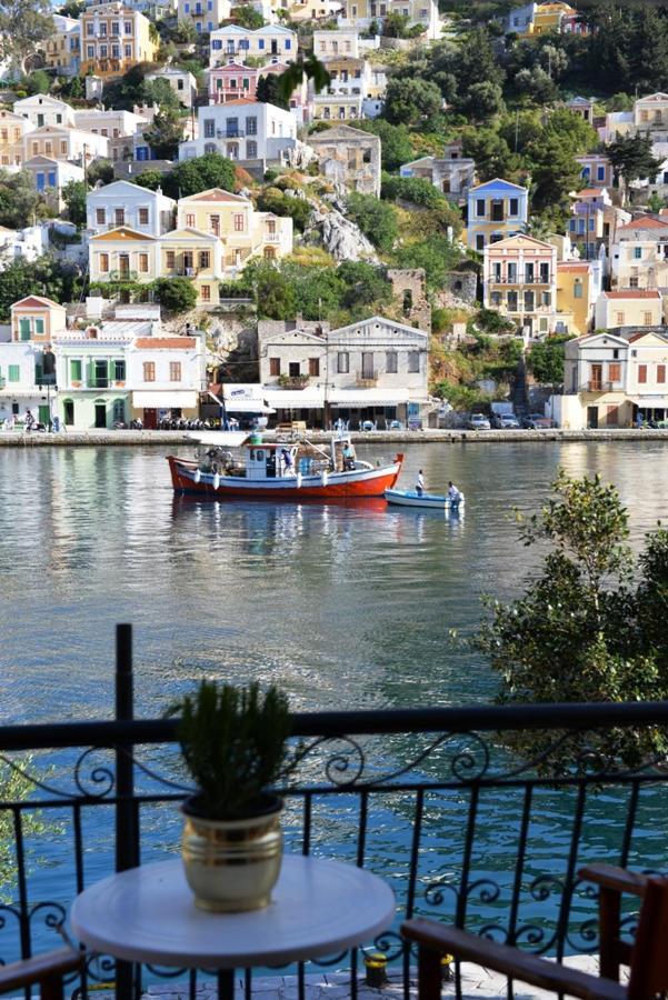 Symi Blue Port Apartment Exterior foto